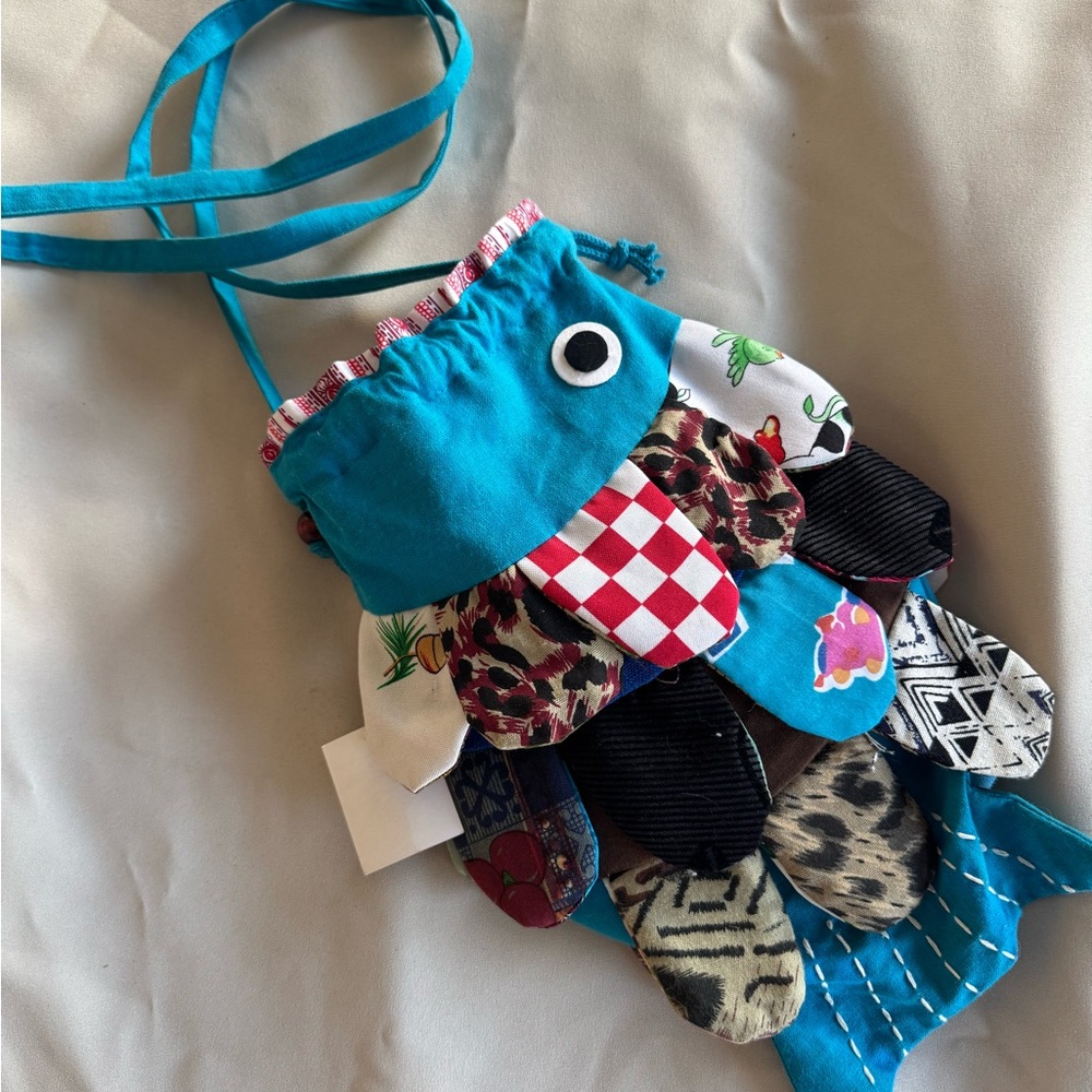 Colorful Patchwork Fish-Shaped Bag Artisanal - image 1